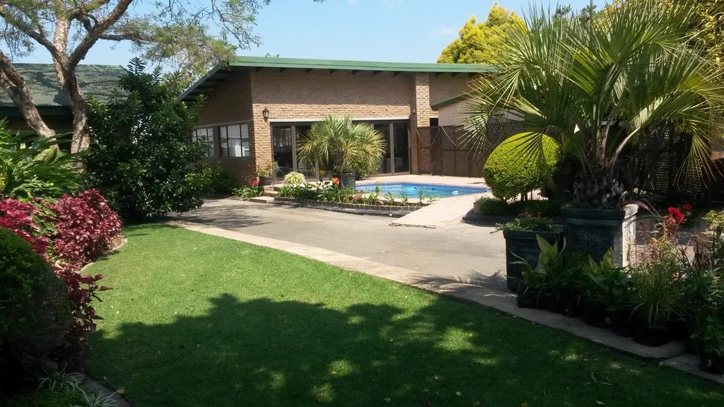 Rita's Guesthouse CC Vryheid Eksteriør billede