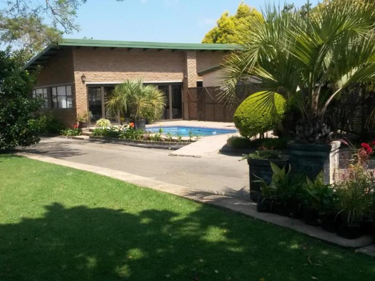 Rita's Guesthouse CC Vryheid Eksteriør billede